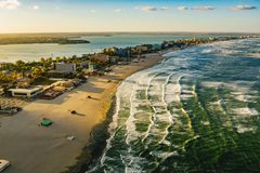 Cât îi costă pe români o vacanță pe litoral în luna septembrie Cât îi costă pe români o vacanță pe litoral în luna septembrie