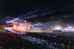 Care este impactul unui festival internațional în Ungaria? 65% dintre turiștii veniți la Sziget au rămas să descopere Budapesta